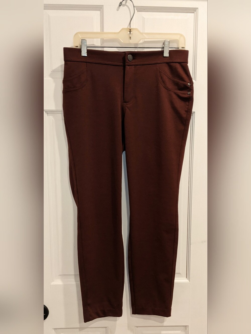 Simply Vera Vera Wang Ankle Pants in Chocolate Brown Size Medium
